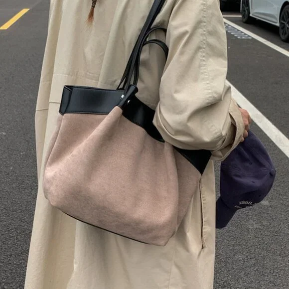 Lightweight Classic Color Tote Bag - Khaki - Picture 3 of 5